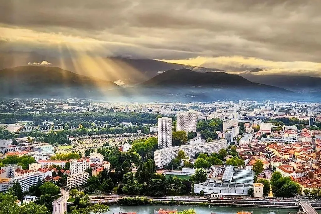Apartment Excellent T2 - Moderne & Tout Equipe Avec Parking Grenoble